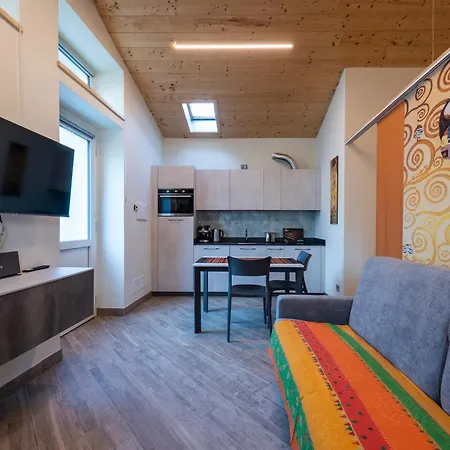 L' Abbraccio Apartment